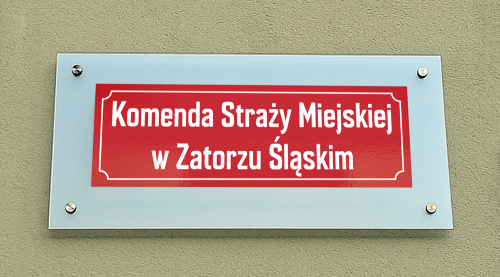 Tablica urzędowa nadrukowana na pleksi pojedyncza bez godła 50 cm x 100 cm (nadruk: 1 x tablica 75 cm x 25 cm).