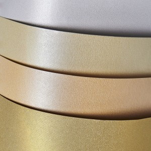 Karton ozdobny Iceland diamentowa biel 20 szt./op. 220g/m2