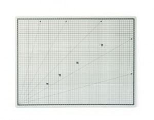 MATA DO CIĘCIA SAMOREGENERUJĄCA DWUSTR.3MM 60X45CM
