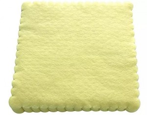 SERWETKI GASTR.ZĄBK.15x15 PASTELOWE KREM.20szt.